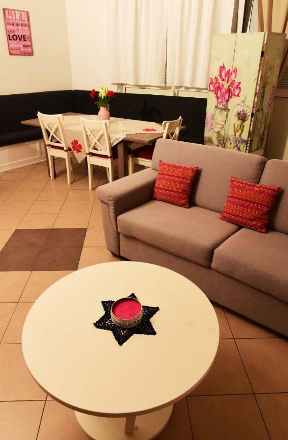 Studio Tami I Barbi Appartement Opatija Buitenkant foto